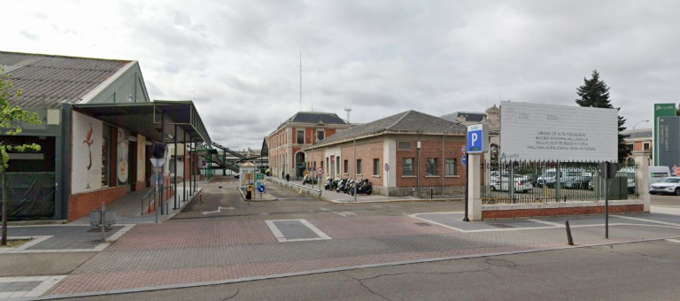 Parking Saba Valladolidad Train Station - Valladolid